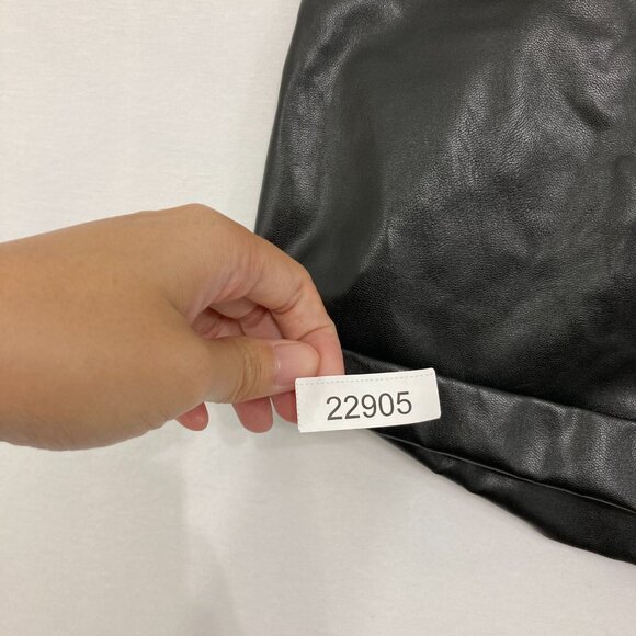 New Madden NYC size XXXL Black Faux Leather Belted High Rise Shorts - Picture 11 of 11